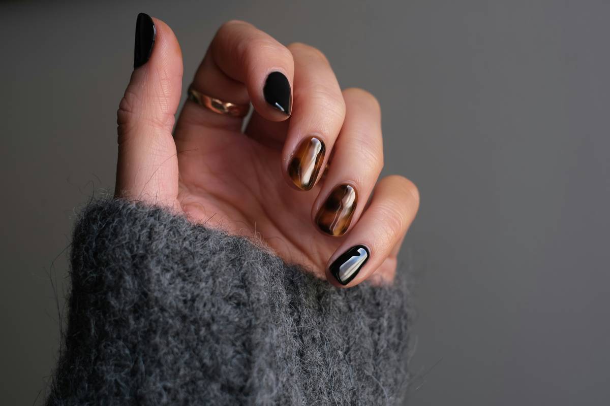 How to Master Nail Art Studding: The Ultimate Guide to Using Nail Art Studs