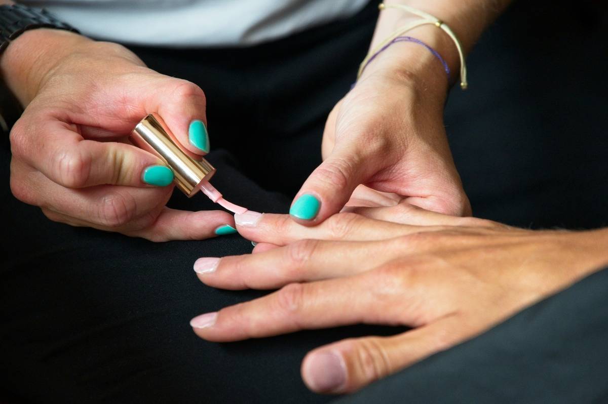 Nail Art Ingenuity: Mastering the Tools for Stunning Designs