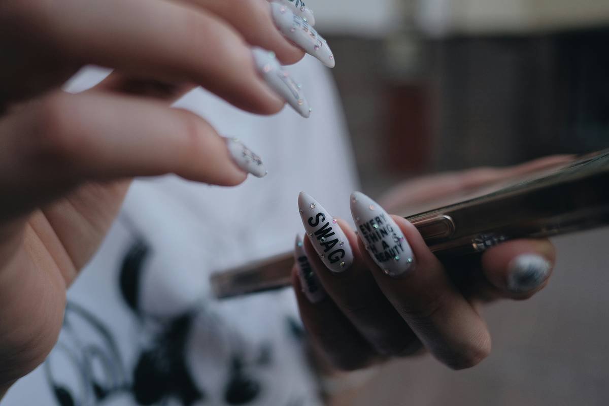 Nail art by Chaya Shurkin