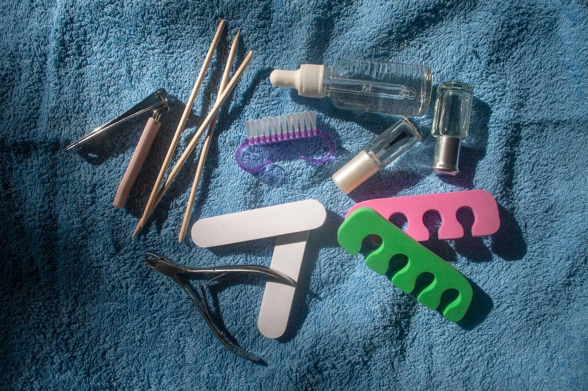 Why Your Nail Art Sucks (And How a Pro Nail Art Brush Set Fixes It)