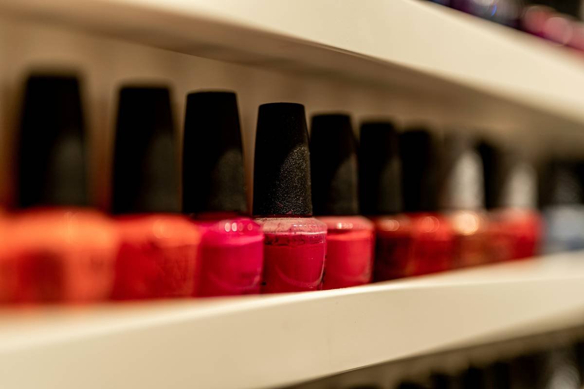 Why Your Nail Art Looks Amateurs & How Pro Nail Art Tools Professional Nail Techs Swear By Can Fix It